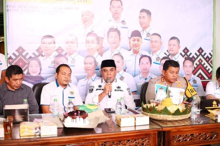 Bupati Madina Hadiri HPN ke 79 di Sekretariat PWI Pidoli Dolok, Sukhairi Nasution : Sajikan Berita yang Akurat dan Tepat