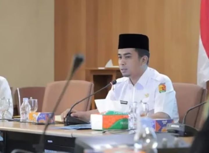 Wali Kota Solok DR. Ramadhani Kirana Putra Pastikan Makanan Aman Dikonsumsi Masyarakat