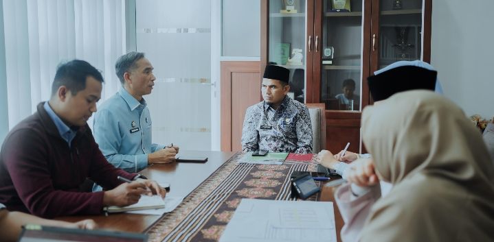 Tingkatkan Layanan Publik, Wabup H. Candra Gelar Rapat Terkait Aplikasi &ldquo;Lapor Pak Bupati JFP&rdquo;