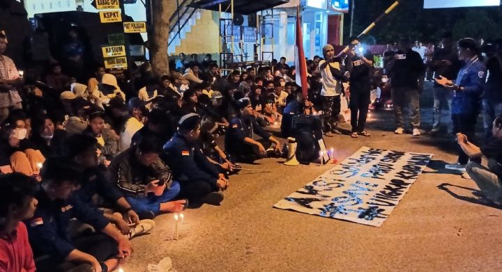 Tewasnya Pandu Brata Syahputra Siregar Dianiaya Oknum Polisi, Polres Asahan Di Terangi Seribu Lilin dan Doa