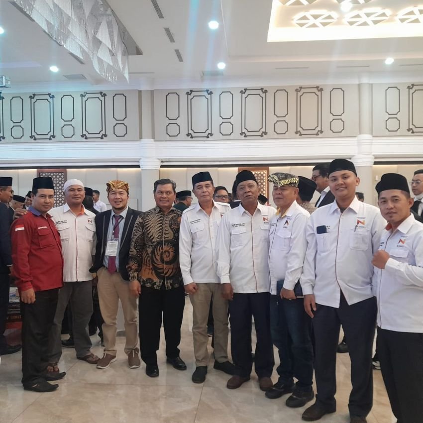 Keluarga Besar Ikanas Hadiri Pelantikan Bupati dan Wakil Bupati Madina