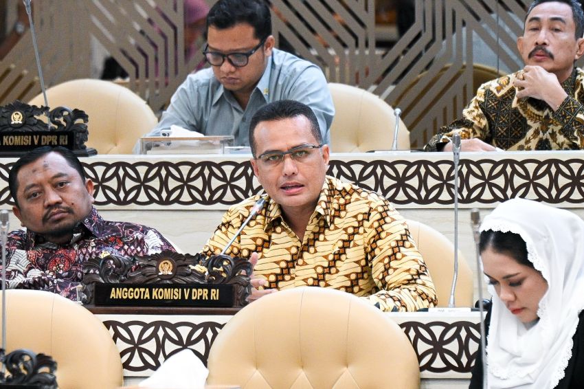 Dr. H Musa Rajekshah Bahas Masalah ODOL dan Kecelakaan Lalu Lintas dalam Rapat Dengar Pendapat dengan Badan Keahlian DPR RI