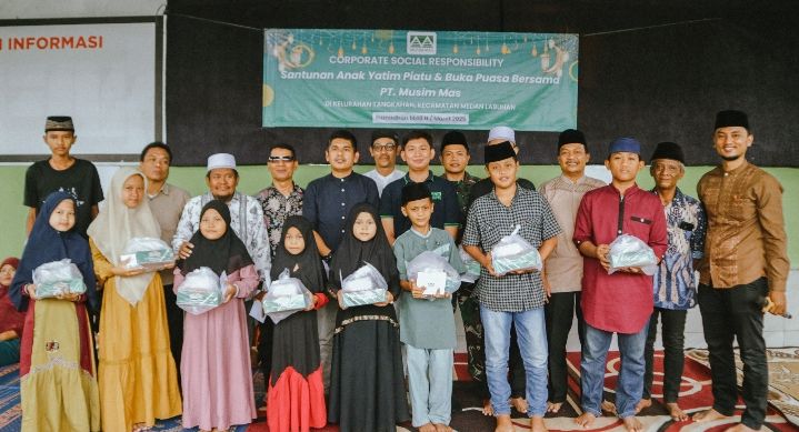 Safari Ramadan, Musim Mas Group Santuni Ratusan Anak Yatim dan Bagikan Ribuan Bingkisan Lebaran di Sekitar Wilayah Operasional