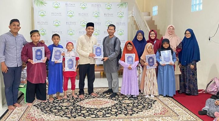 RSU Sufina Aziz Tebar 200 Al-Qur&rsquo;an di Wilayah Medan Deli Serdang