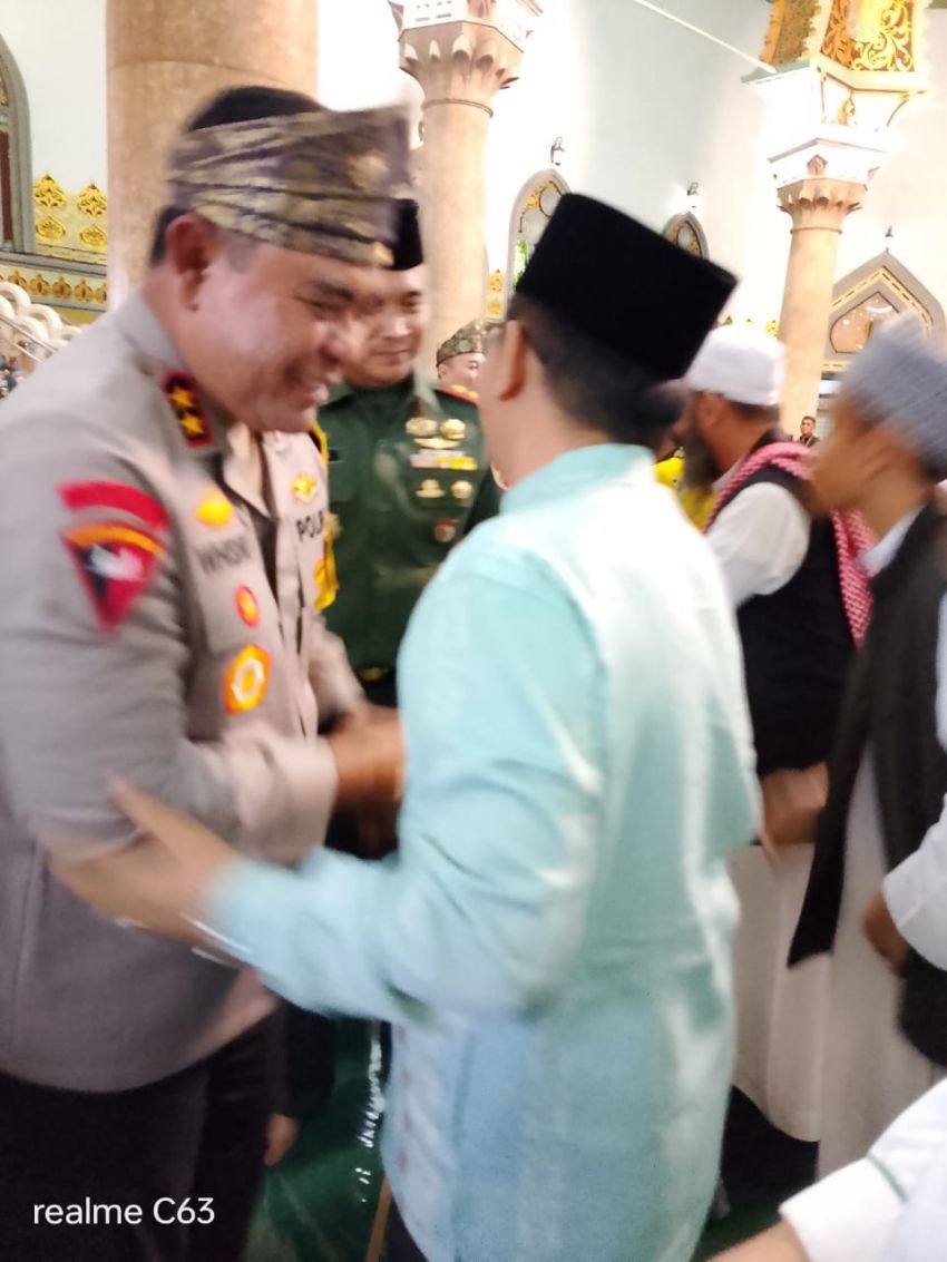 Kyai Khambali Apresiasi Kapolri di Acara Buka Bersama, Pererat Silaturrahim, Kapolri Buka Puasa Bersama Tokoh Ulama dan Elemen Masyarakat Sumatera Uta