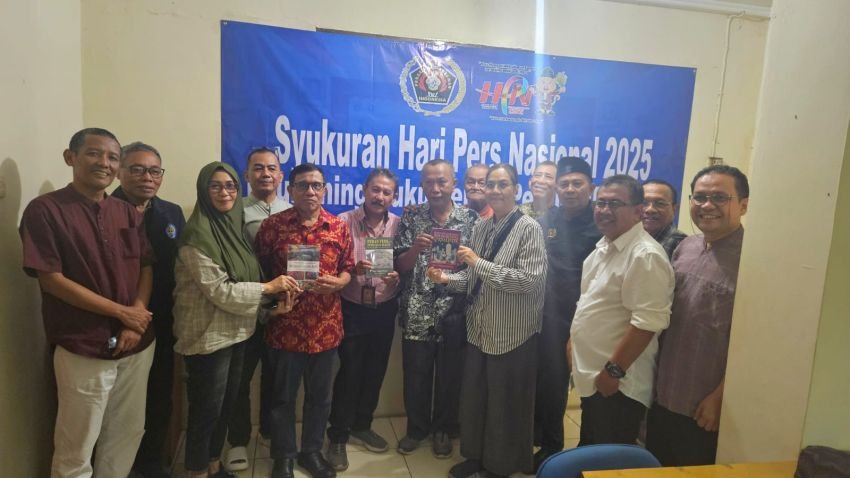Buka Puasa dan Peluncuran Buku HPN 2025, PWI Pusat Teguhkan Semangat Gotong Royong dan Produktivitas