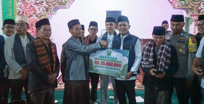 Bupati Solok Beserta TSR Kabupaten Solok Kunjungi Masjid Lamo Istiqomah Nagari Sungai Nanam