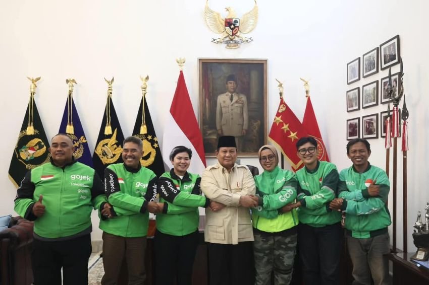 Presiden Prabowo Subianto Umumkan Pemberian THR dan BHR untuk Pekerja Swasta dan Pengemudi Online