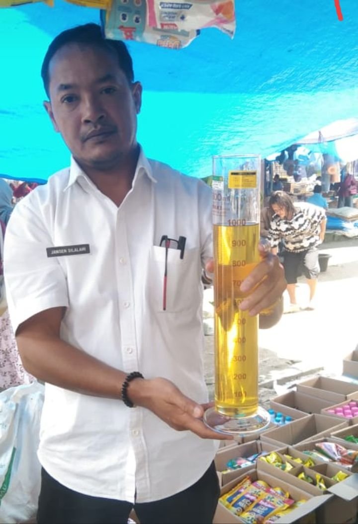 Pemkab. Bersama Polres Pakpak Bharat Pantau Harga Kebutuhan Pokok Menjelang Idul Fitri 1446 H