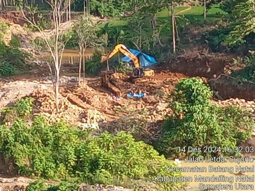 Alat Berat Excavator Merajalela Ganggu Stabilitas Lingkungan,Pemkab Madina Diminta Tegas dan Adil dalam Penutupan PETI