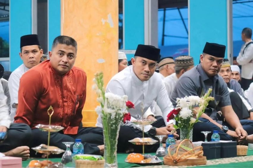 Safari Ramadhan Wakasad di Yonif 330 Kostrad, Hujan Deras Tak Surutkan Semangat Ibadah dan Kebersamaan