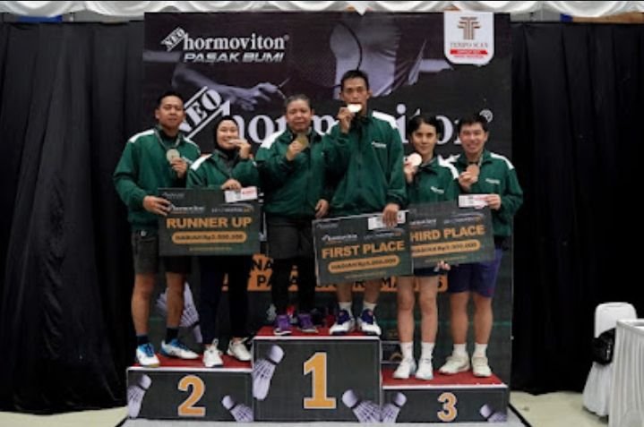 NEO hormoviton Menginspirasi Pria Dewasa Lewat Kegiatan POWER UP CHALLENGE LUVMINTON&rsquo;25