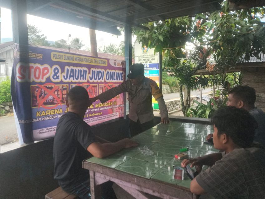 Bhabinkamtibmas jajaran Polresta Deli Serdang Berikan Penyuluhan Tentang Bahaya Penyalahgunaan Narkoba