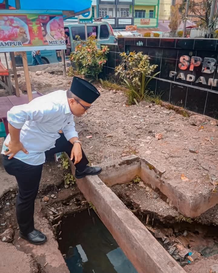 Memory Solo saat Walikota Letnan Dalimunthe Tinjau Saluran Mampet di beberapa Titik Pos Pengamanan Ketupat Toba Padangsidimpuan