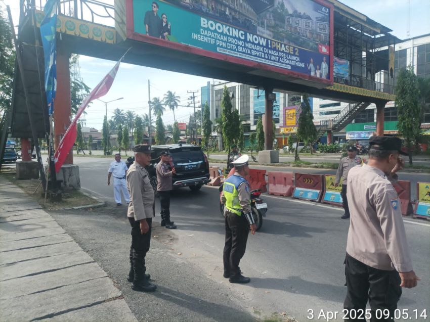 Pastikan Arus Balik Mudik Lancar, Personil Pos Ops Ketupat Toba Polresta Deli Serdang gencarkan Patroli dan Pengaturan Lalu Lintas