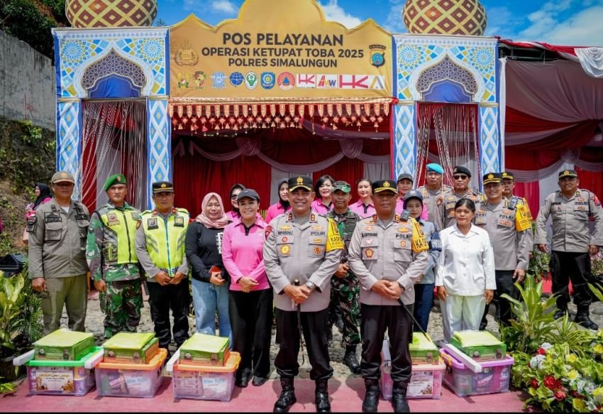 Kapolda Sumut Tinjau Pos Pelayanan Pintu Tol Sinaksak, Antisipasi Kemacetan dan Arus Balik