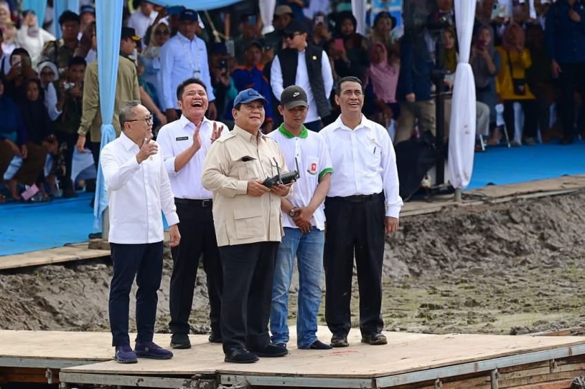 Presiden Prabowo Pimpin Tanam Padi Serentak di Ogan Ilir, Dorong Ketahanan Pangan Nasional