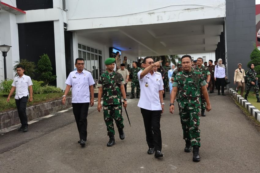 Gus Irawan Pasaribu sambut Pangdam I/BB beserta Rombongan di Gedung Serbaguna Pemkab Tapsel, Ini Paparannya