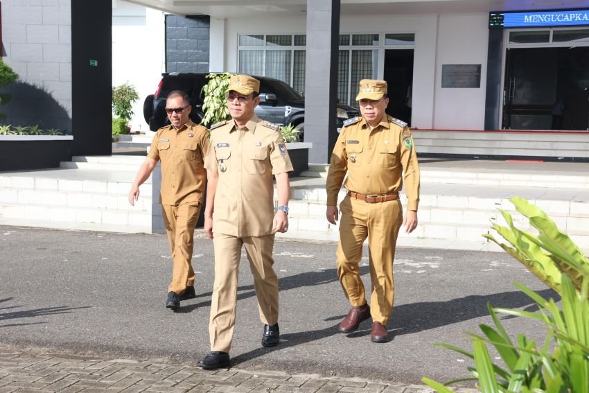 Bupati Gus Irawan Pasaribu Mulai Koreksi Disiplin Pegawai Tapsel dan Jelaskan APBD 1,5 Triliun saat ini Tidak Ideal