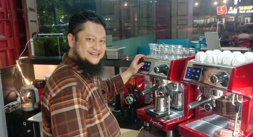 Garage Kopi Tawarkan Konsep Ngopi Unik di Tengah Kantor