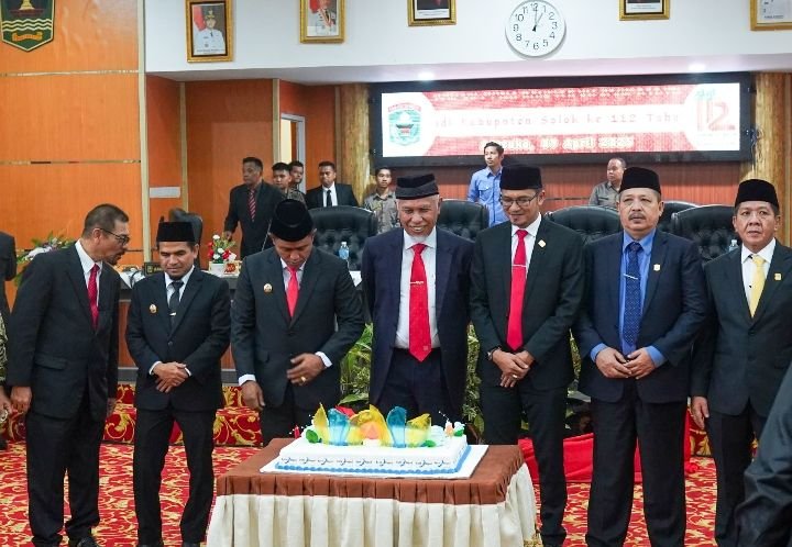 Rapat Paripurna Istimewa dalam Rangka HUT Kabupaten Solok yang ke - 112 Tahun