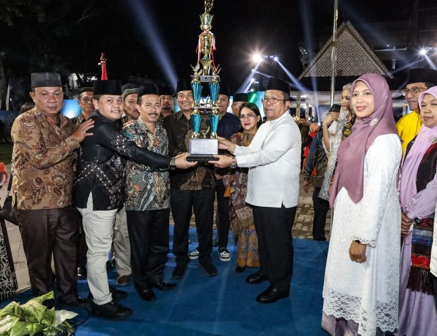 Wali Kota menutup secara resmi MTQN ke-57 Tingkat Kota Pematangsiantar Tahun 2025
