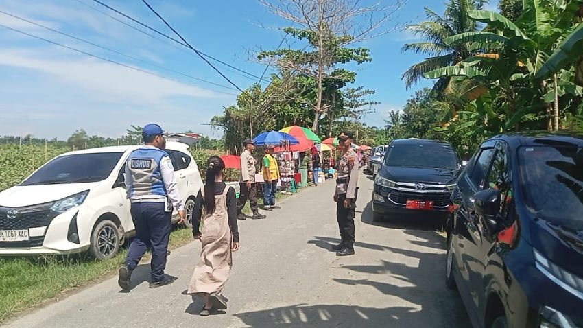 Kapolsek Pantai Labu Pimpin Langsung, Pengamanan Gowes Bupati Deli Serdang