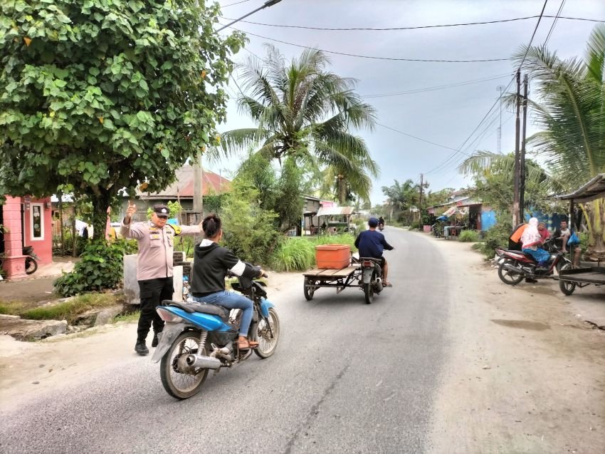 Polresta Deli Serdang Gelar Pos Padat Pagi Atasi Kemacetan