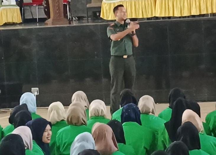 Revisi UU TNI 2025: Mahasiswa UIN Syahada Padangsidimpuan Dapat Wawasan Baru dari Dandim 0212/Tapsel Letkol Arm Delli Yudha Adi Nurcahyo, S.E., M.M