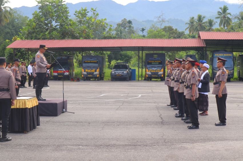 Pimpin Sertijab Pejabat Utama dan Kapolsek Jajaran di Kabupaten Madina, Ini Pesan AKBP Arie Sofandi Paloh