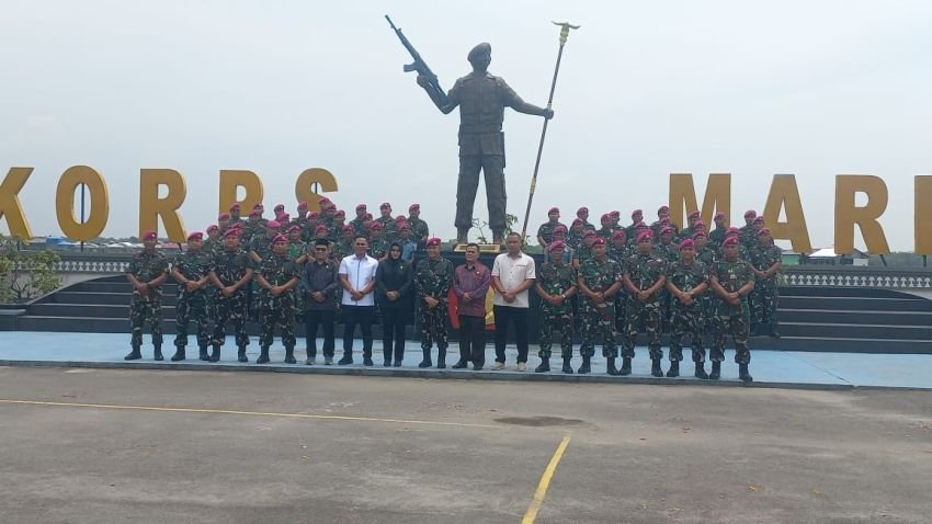 Anggota DPRD Medan Hadiri Kenaikan Pangkat Prajurit Yonmarhanlan l Belawan