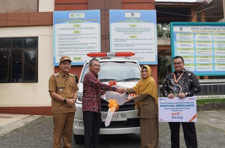 Terima Bantuan Ambulans CSR BNI, Wako : Pelayanan RSU Kumpulan Pane Dapat Ditingkatkan