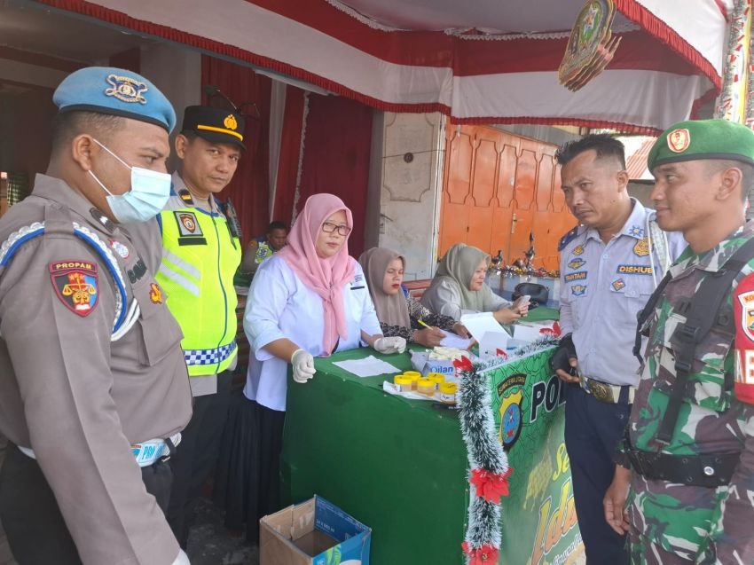 Tingkatkan Pelayanan demi Keselamatan, Polres Palas Lakukan Operasi Ketupat Toba 2025 Pos Pam I Barteng Tes Urine dan Kesehatan Terhadap Pengemudi