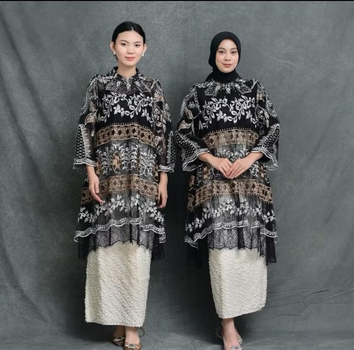 Sukses Berkarya Sebelum 30: Tiga Kartini Muda Ini Bangun Brand Fesyen Lokal yang Berdayakan Perempuan dan Komunitas