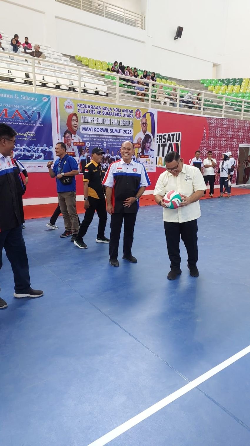 Ketua PBVSI Wiko Lovino Siregar Apresiasi Kejurda U-15 MAVI Sumut: Langkah Nyata Cetak Atlet Muda Berprestasi