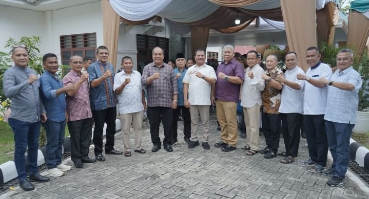 Open House Idul Fitri 1446 H di Rumah Wakil Bupati Asahan