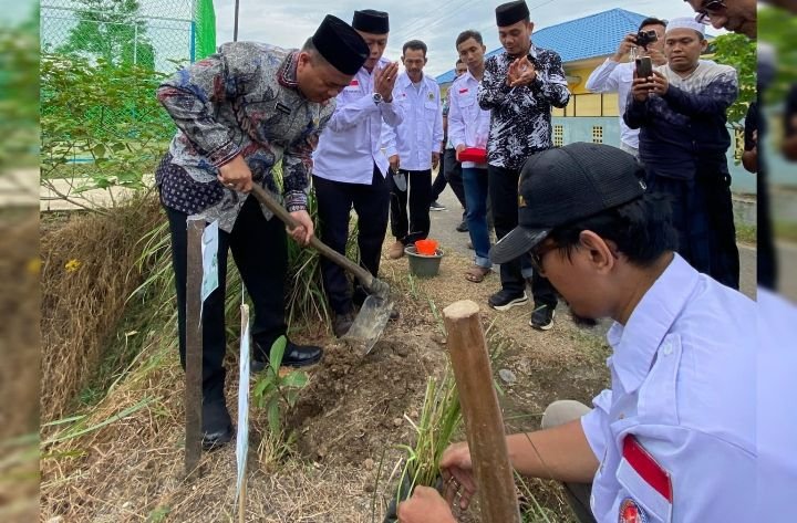 RFC Gelar Halal Bi Halal Sambil Jaga Lingkungan Melalui Tanam Pohon Bersama Wabup Deli Serdang dan GRAS