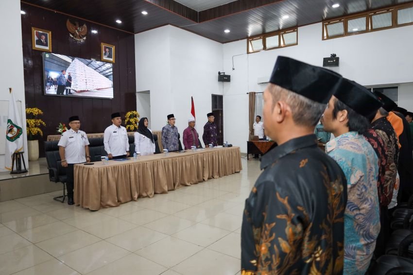 Wakil Wali Kota melantik Dewan Hakim MTQN ke-57