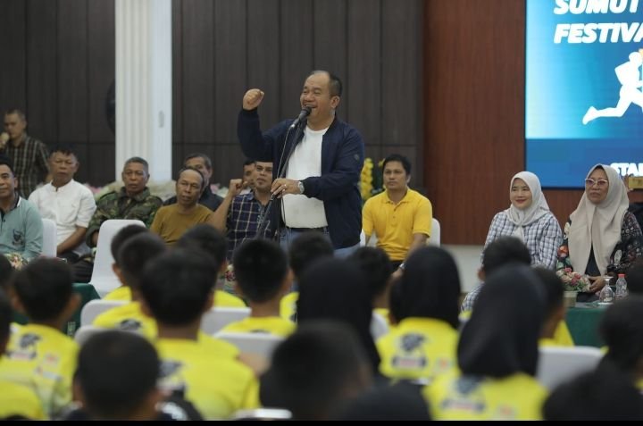 Bupati Asahan Lepas 200 Pelajar Meriahkan Festival Fun Run Sumut 2025