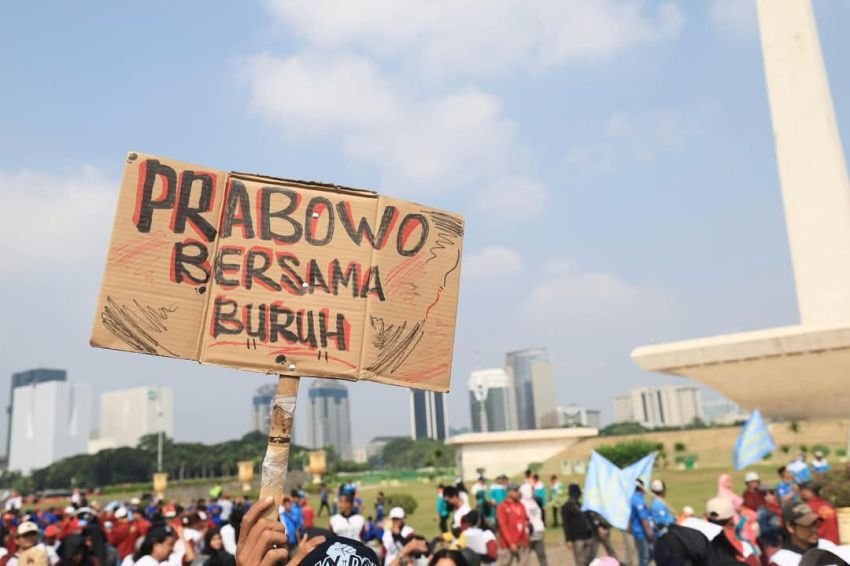 Presiden Prabowo Sampaikan Komitmen Besar untuk Buruh di Hari Buruh Internasional 2025
