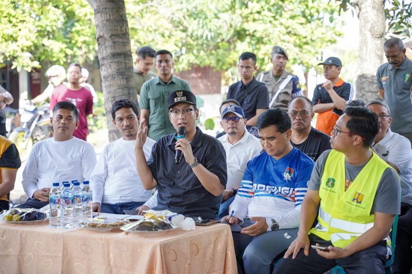 Rico Waas Pimpin Gotong Royong Masal di Medan Labuhan