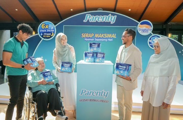 Parenty Pants Ekstra Serap Hadir Mendukung Senior Tetap Aktif dalam Keseharian