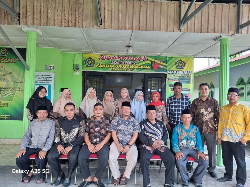 KUA Kecamatan Beringin dan Pantai Labu sebagai pusat Layanan informasi Keagamaan Semua Agama