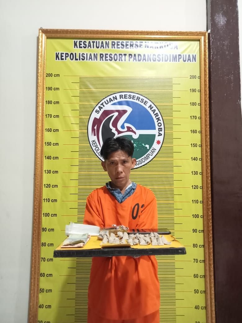 Tukang Becak di Padangsidimpuan Ditangkap Bawa 22 Paket Ganja, Satresnarkoba Ungkap Jaringan Pemasok!