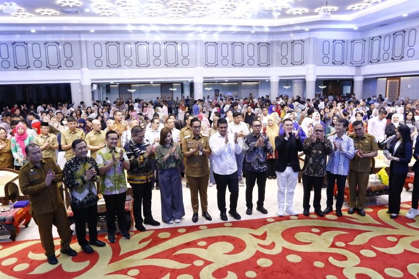 Rico Waas Hadiri Acara Fast Track Youngpreneur Sumut 2025
