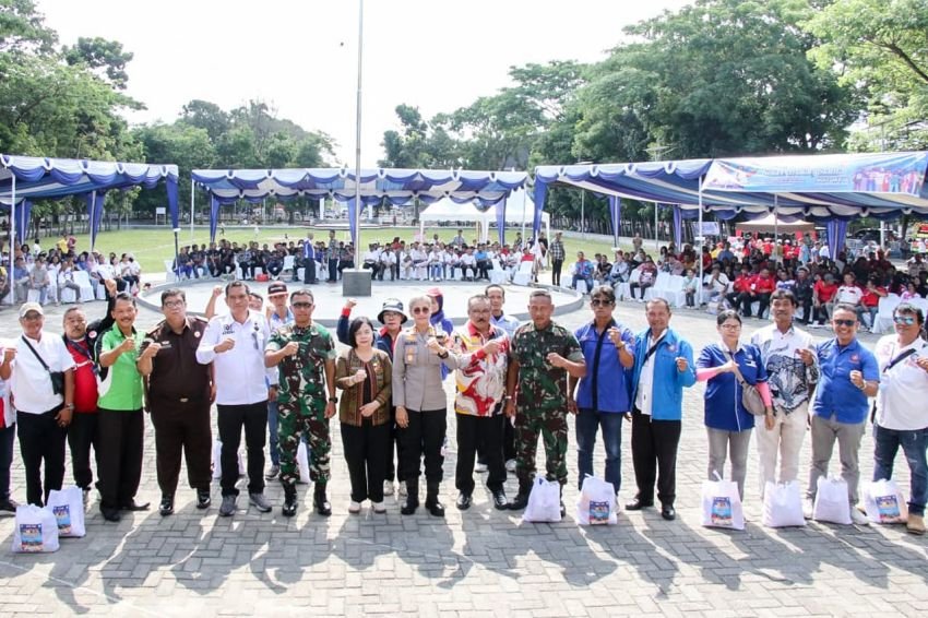 Ribuan buruh/pekerja di Kota Pematangsiantar menghadiri leringatan Hari Buruh Internasional (May Day) Tahun 2025
