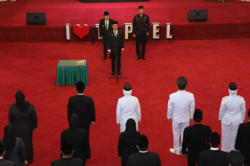 Grand Desain Birokrasi Gus Irawan Pasaribu Lantik 56 Pejabat Tapsel "Pembangunan Jangan Ada Yang Mubazir"