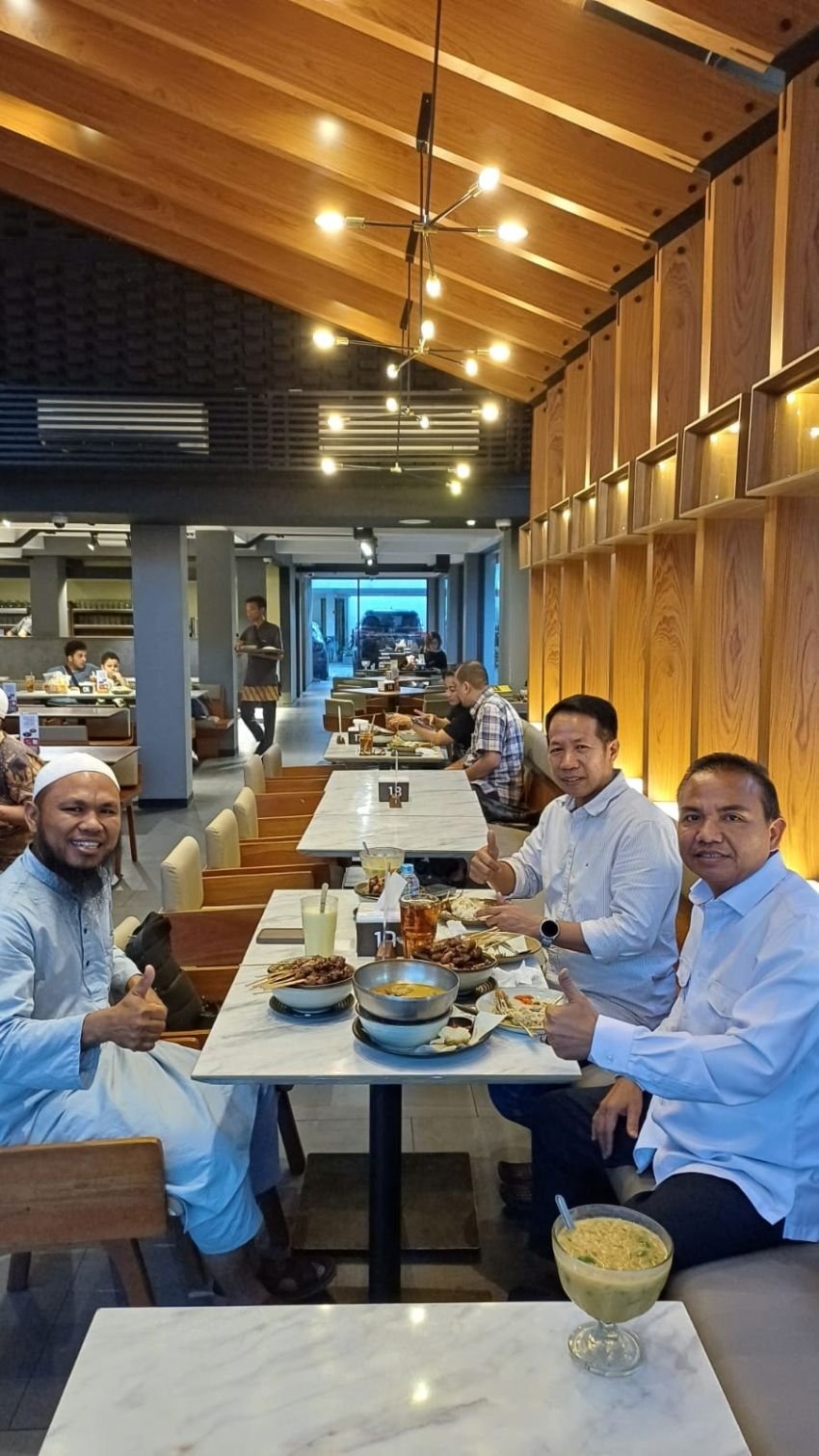 Silaturahmi Tokoh Tabagsel: Sobirin Harahap Bertemu Tokoh Nasional Dr. (Cand) Ahmad Gojali Harahap