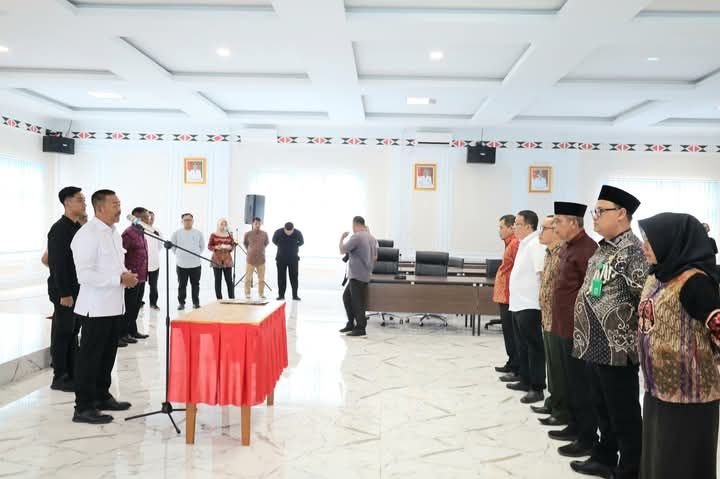 Bupati Saipullah Nasution Ganti 3 Plt. Kepala Dinas di Madina
