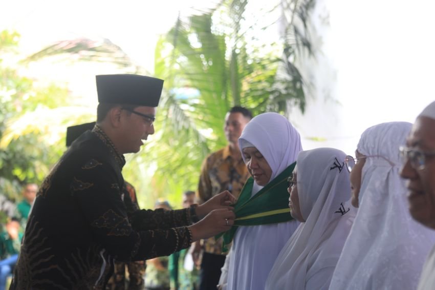 Wali Kota Medan bersama Medikdasmen Lepas Calon Jamaah Haji KBIHU Muhammadiyah